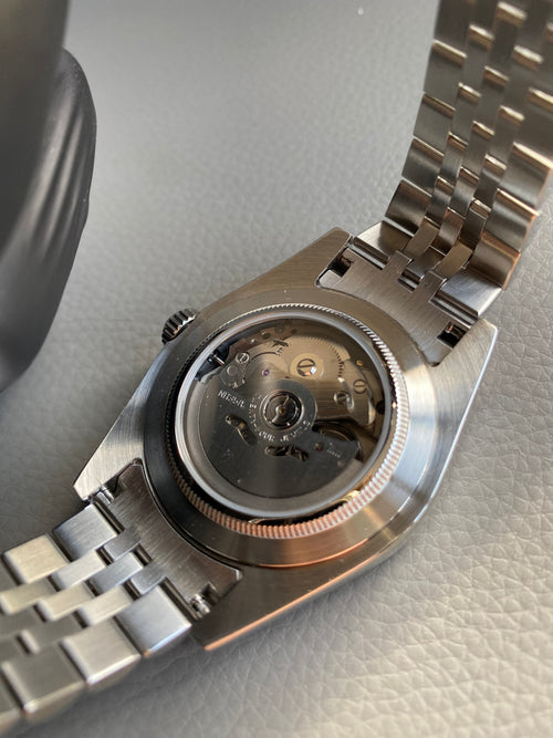 Blue Roman numeral Seikojust mod - 36mm